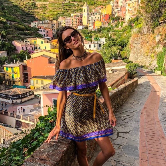 Meet your Posher, Laura - Picture 2 of 8